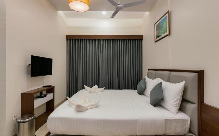 Hotel Aaradhya Adorer