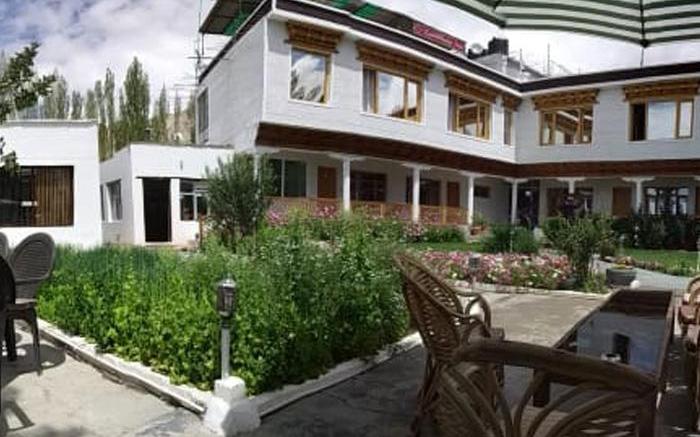 Zambala Inn