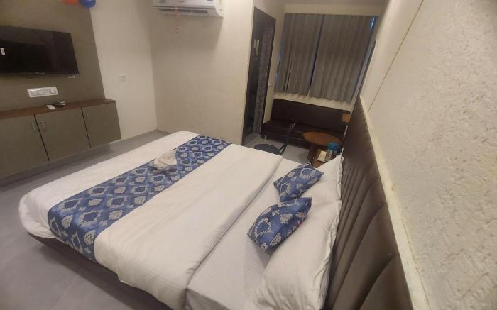Hotel Avadh Palace