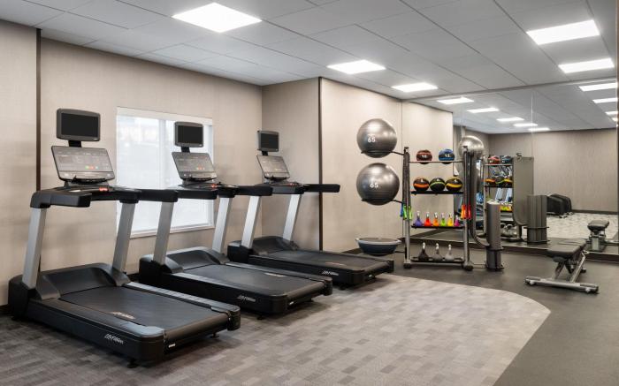 Courtyard by Marriott Seattle SeaTac Airport 
