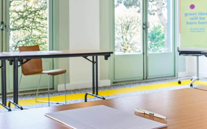 greet  Hotel Versailles - Voisins Le Bretonneux