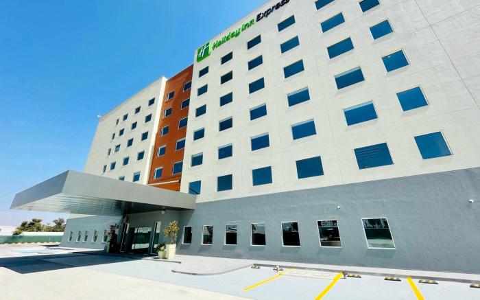 Holiday Inn Express Guadalajara Vallarta Poniente By IHG