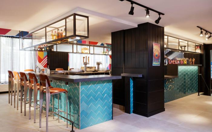 Moxy Richmond Downtown