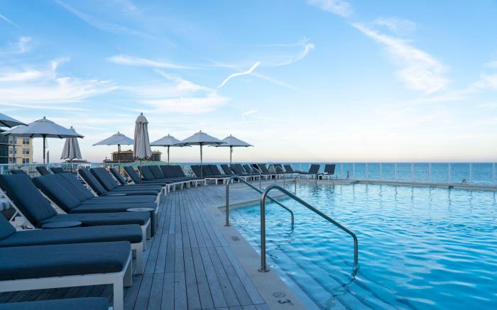 Wave Resort