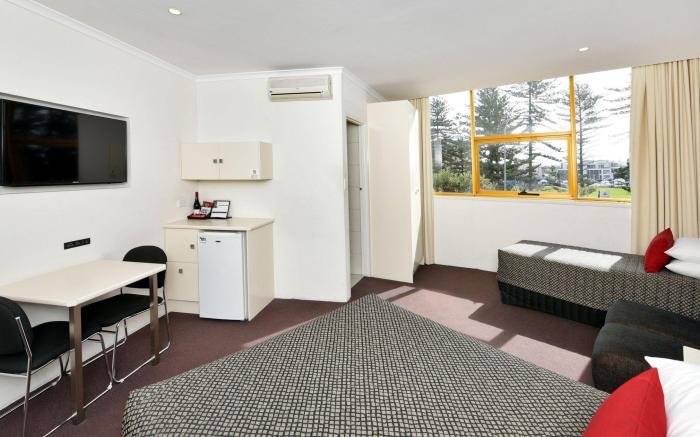 Atlantic Tower Motor Inn