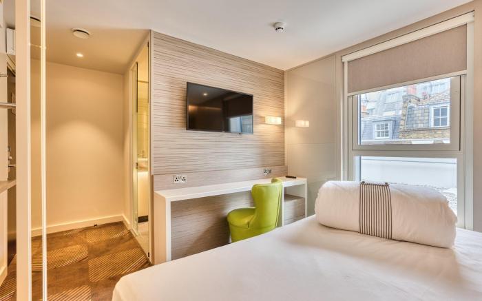 hub by Premier Inn London - Soho