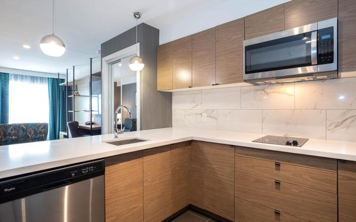 Sandman Signature Calgary Airport Hotel