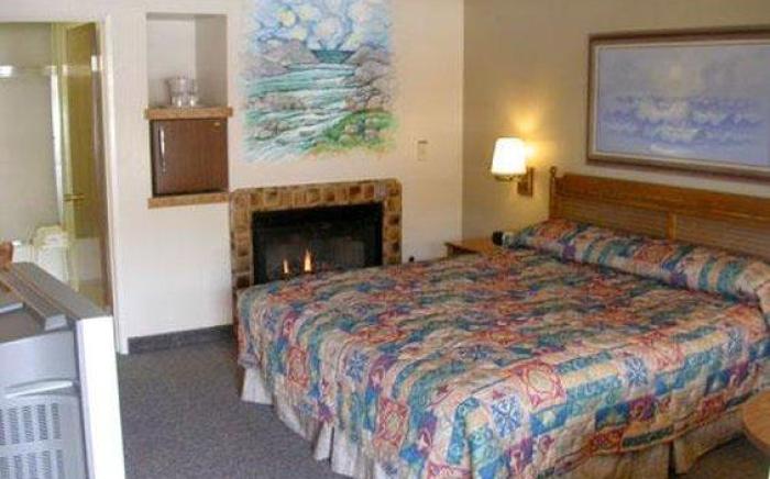 Lone Oak Lodge