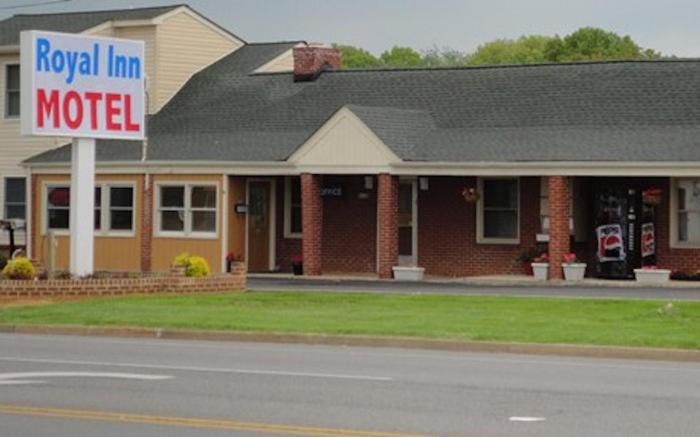 ROYAL INN MOTEL - WAYNESBORO
