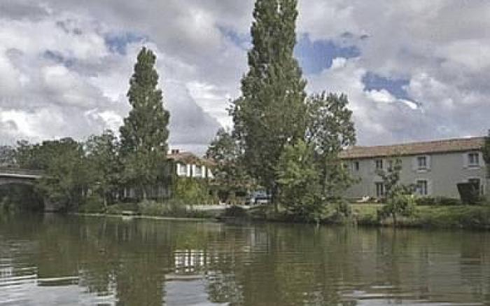 Logis Auberge De La Riviere