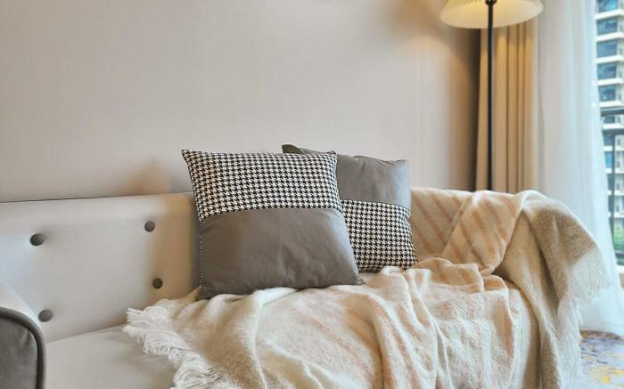 Moroccan Vibes - 3 Pax Cozy 2 BR - [10 Min to CIQ]