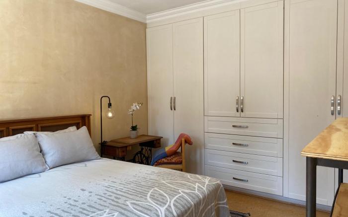 Alexandra Luxury Guest Suites 