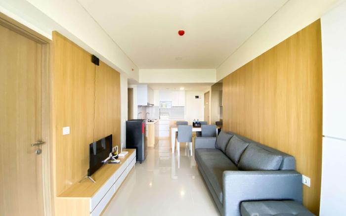 Best Deal and Restful 3BR Meikarta Apt By Travelio