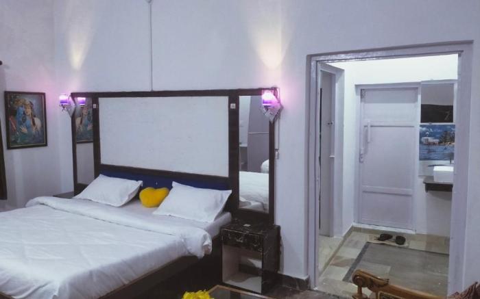 Eastern Gate Double Room ,Homestay