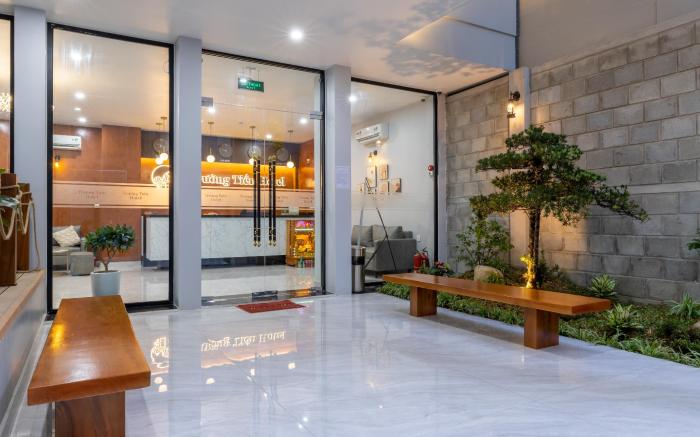 TRUONG TIEN HOTEL