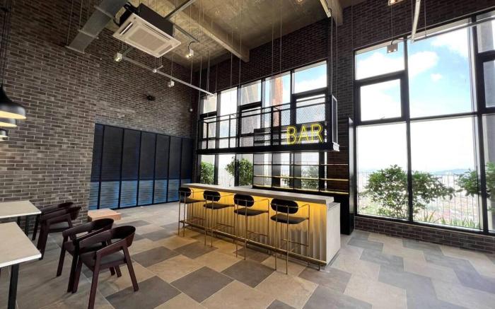 New Suite 2Pax# Midvalley Millerz Square w Netflix
