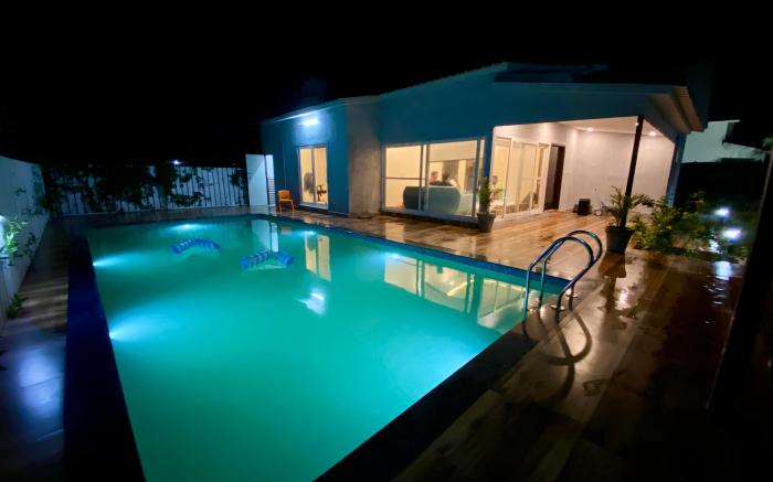 GoBravo 71-2Bhk Farm wt Pool & Garden Sec150 Noida