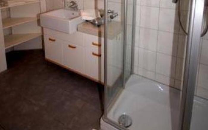 Lowen Hotel & Restaurant