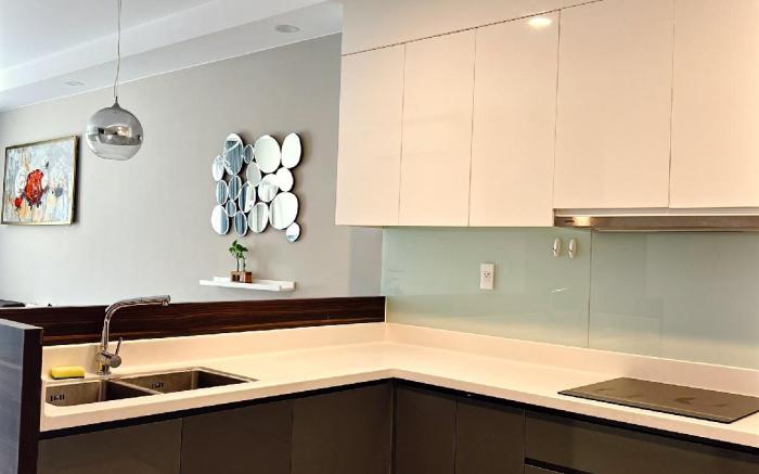 Lyn House River View 