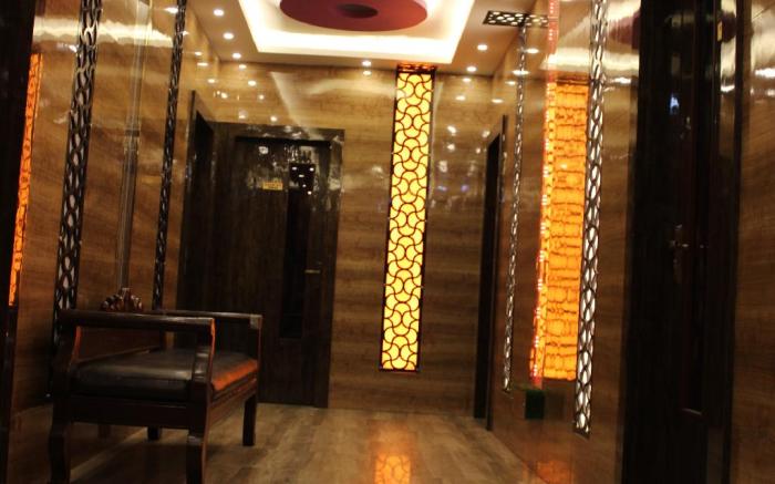 HOTEL INTERNATIONAL