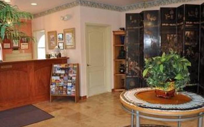 Los Fresnos Inn and Suites