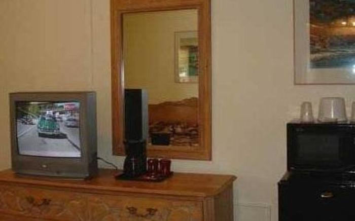 Lakeview Inn