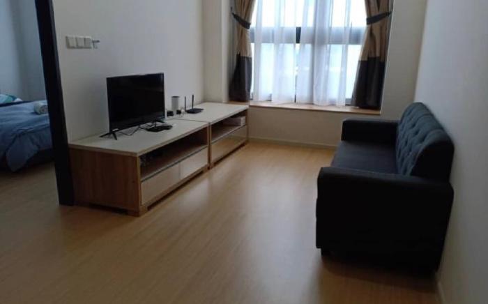 Lovely Loft 1.5 storey Apartment