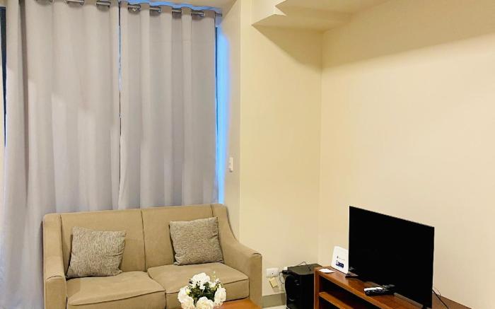 MACTAN NEWTOWN One Manchester PLACE CONDOTEL