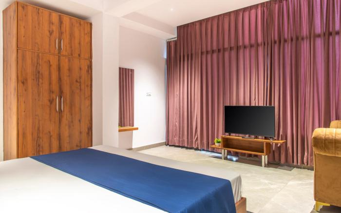 HILL CREST 3 BEDROOMS APARTMENT