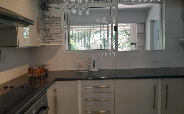 Lelapa La Baphogole, self catering 3 bedroom home