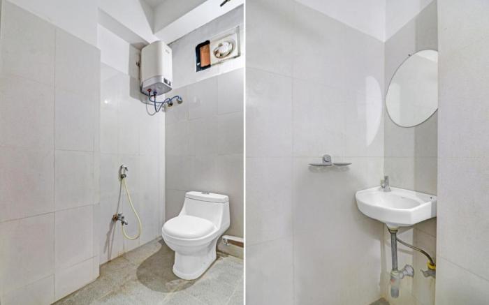 HOTEL ROYAL SUITES AND ROOMS Near AIG Hospital Gachibowli