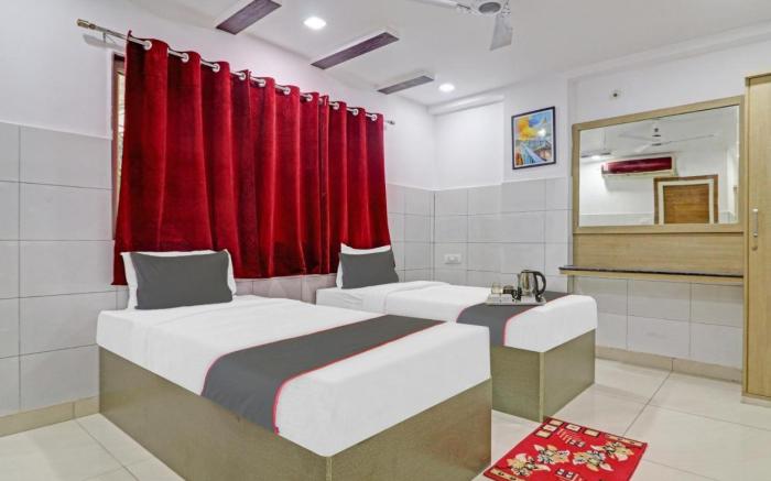 HOTEL ROYAL SUITES AND ROOMS Near AIG Hospital Gachibowli