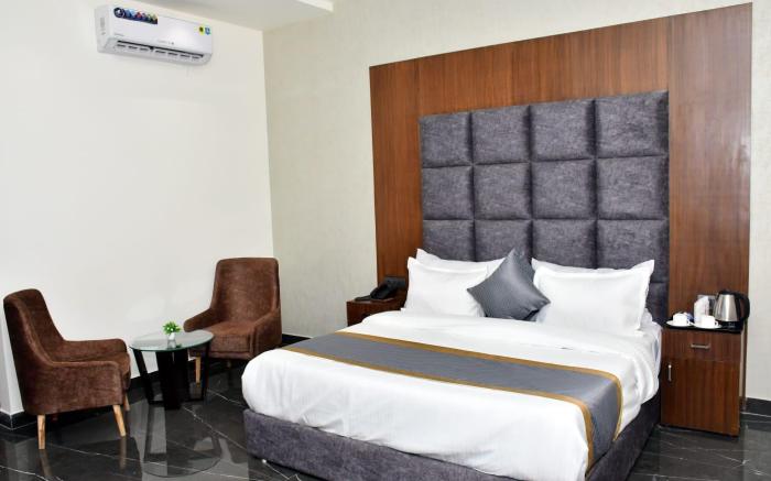 HOTEL AMBER CONTINENTAL