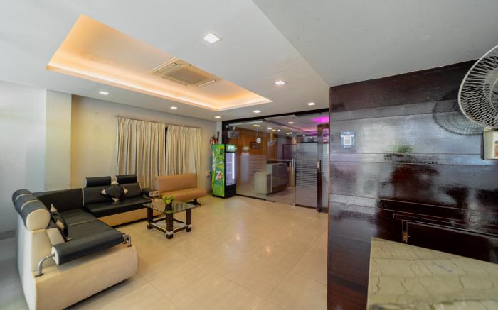 RANAS RESIDENCY