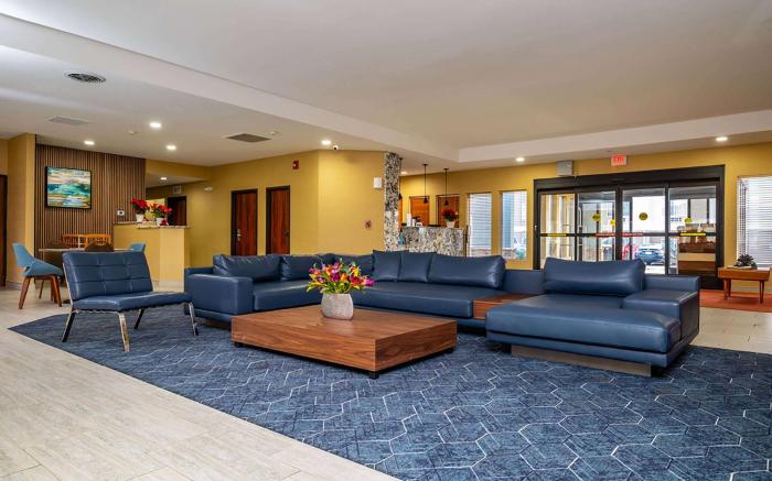 Endeavor Inn & Suites, Trademark Collection by Wyndham