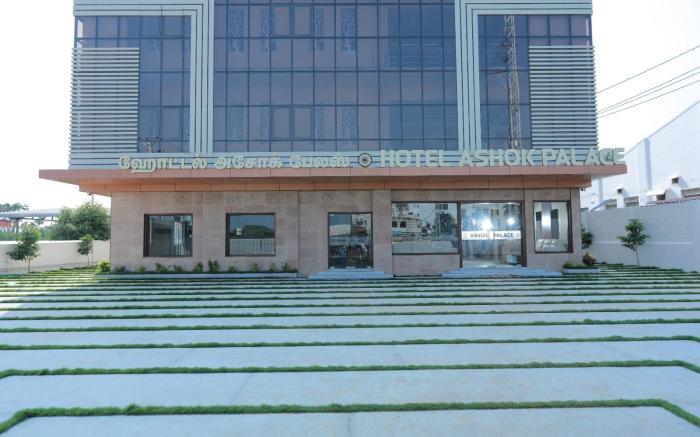 Hotel Ashok Palace