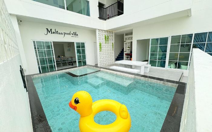 M2-Medina Private Pool Villa - Bang Saen