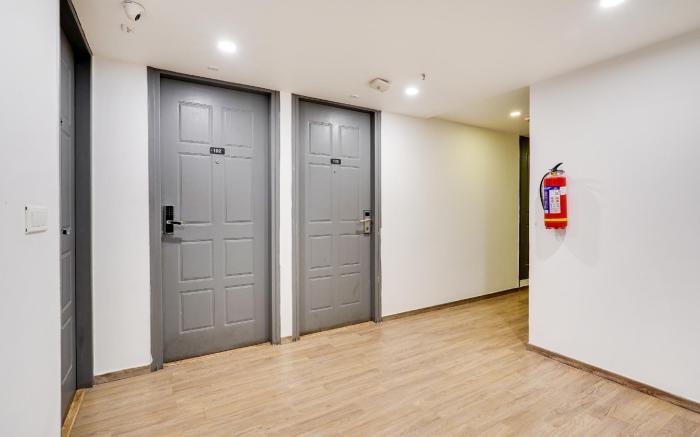 Super Townhouse Oak Indiranagar