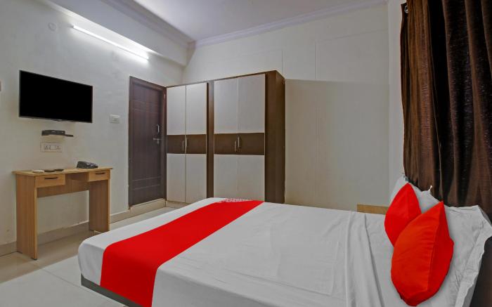 Hotel O SVR Silver Key