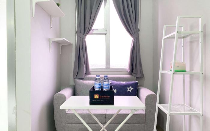 Warm Studio Transpark Juanda Bekasi By Travelio