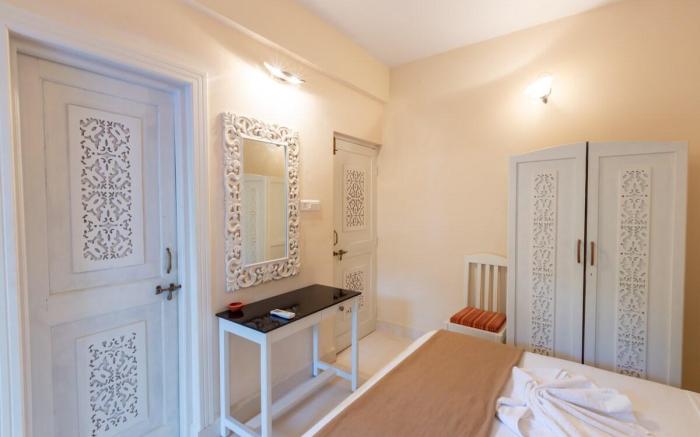 RoomzAway 4204: Pool, WiFi, Kitchen, Parking
