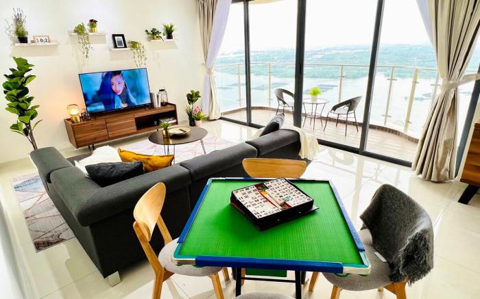 Stunning Seaview in Danga Bay @Level47 3BR 6-11pax