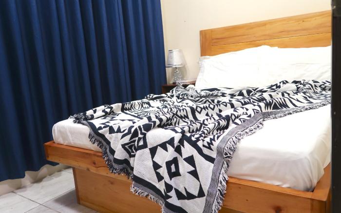 Goshen Land Towers, The Amyzing Suite-2BR