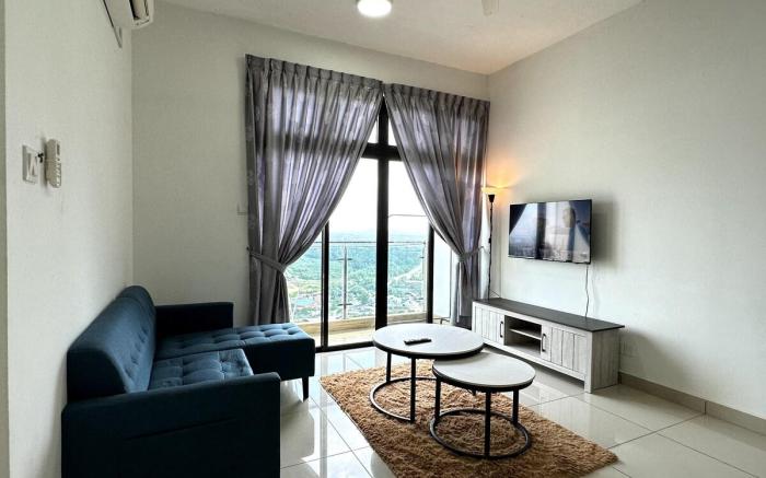 Three Bedroom for Family with Private Lift @Kempas