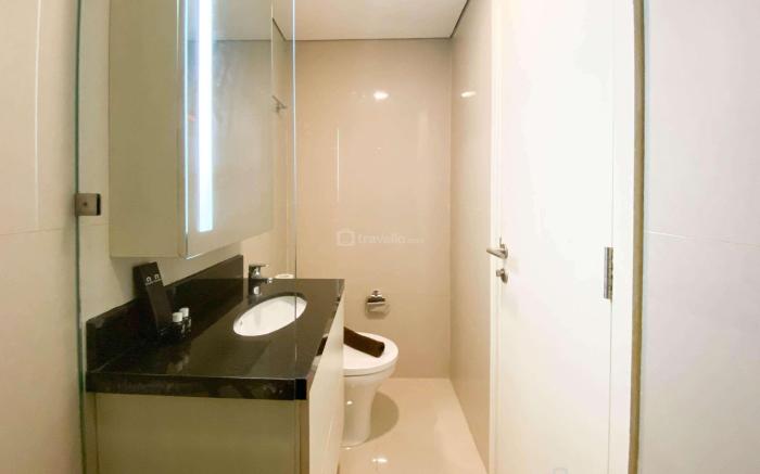 Modern Studio at Marquis de Lafayette By Travelio