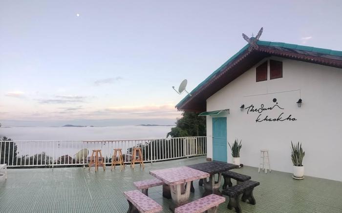 The sun khao kho พัก 4 ท่าน จุดชมวิวไปรษณีย์เขาค้อ