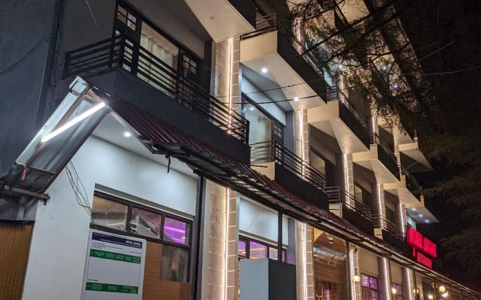 Hotel Saryal