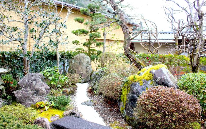 Entire Traditional House 7 min walk from JR sta.