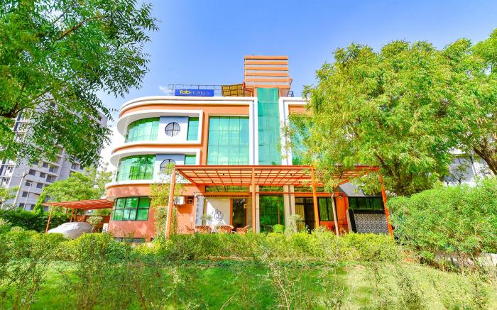 FabHotel Siddharth Corporate - Vavol, Gandhinagar