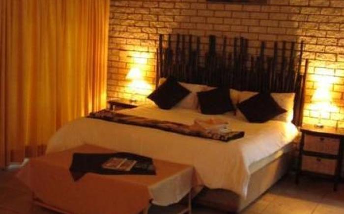 Lion's Guesthouse and The Buck&Lion Restaurant